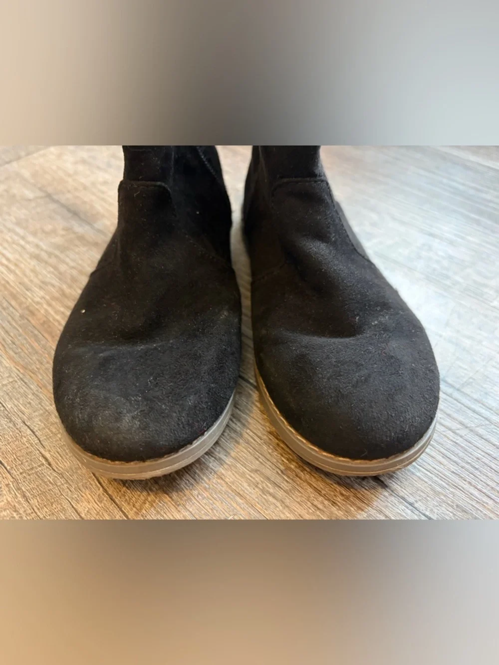 Gap Black Suede Scallop Edge Ankle Boots